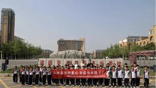 丰富多彩的职业教育活动周主题活动新葡京濮阳医学高等专科学校开展(图4)